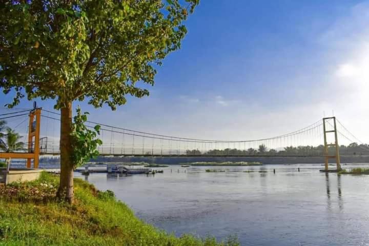 Viang Tak Riverside Hotel Экстерьер фото